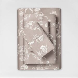 Threshold Floral Bedding Set - Taupe
